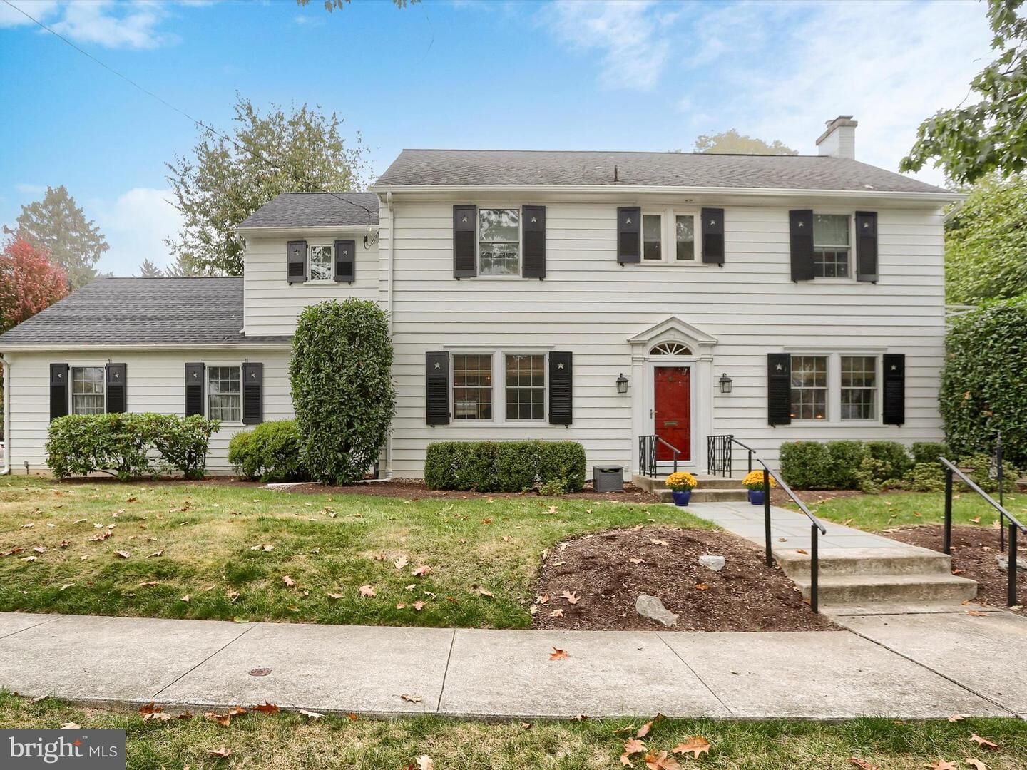 Property Photo: 2424 Lincoln Street PA 17011