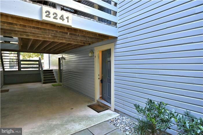 Property Photo: 2241 Lovedale Lane B VA 20191