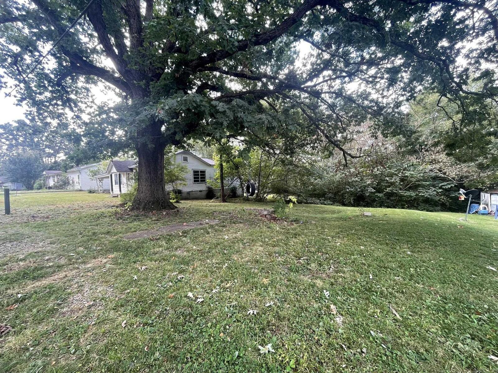 Property Photo: 1105 Ninth Street AR 71953