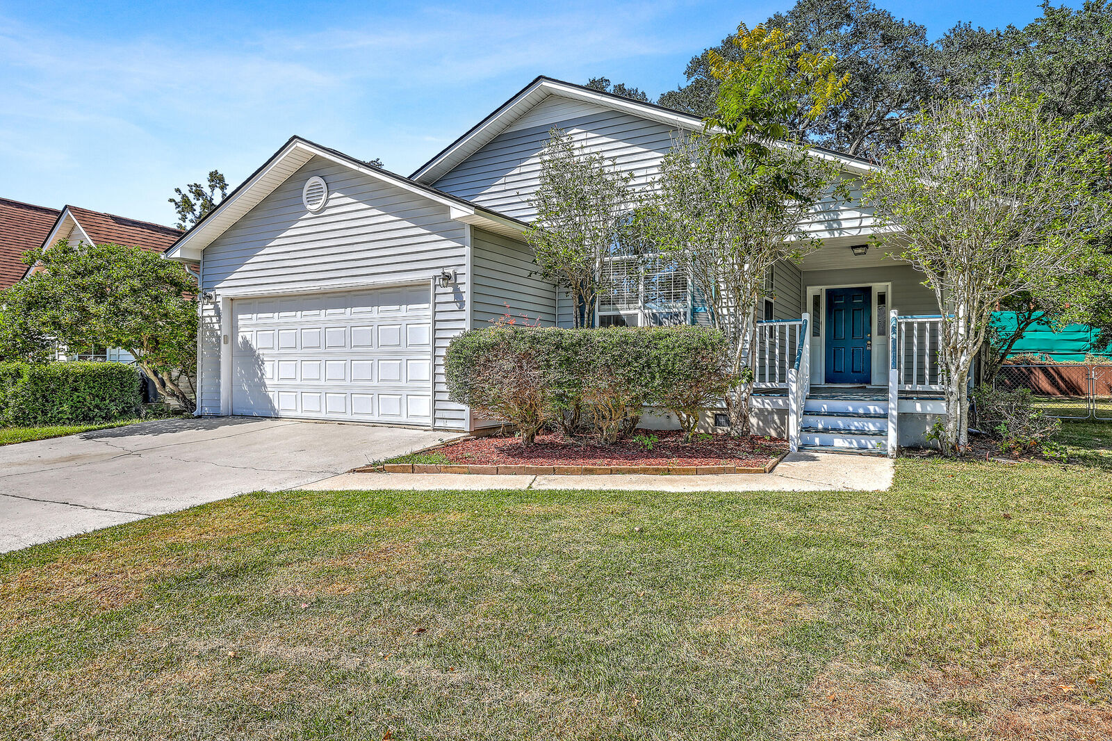 Property Photo: 498 Cessna Avenue SC 29407
