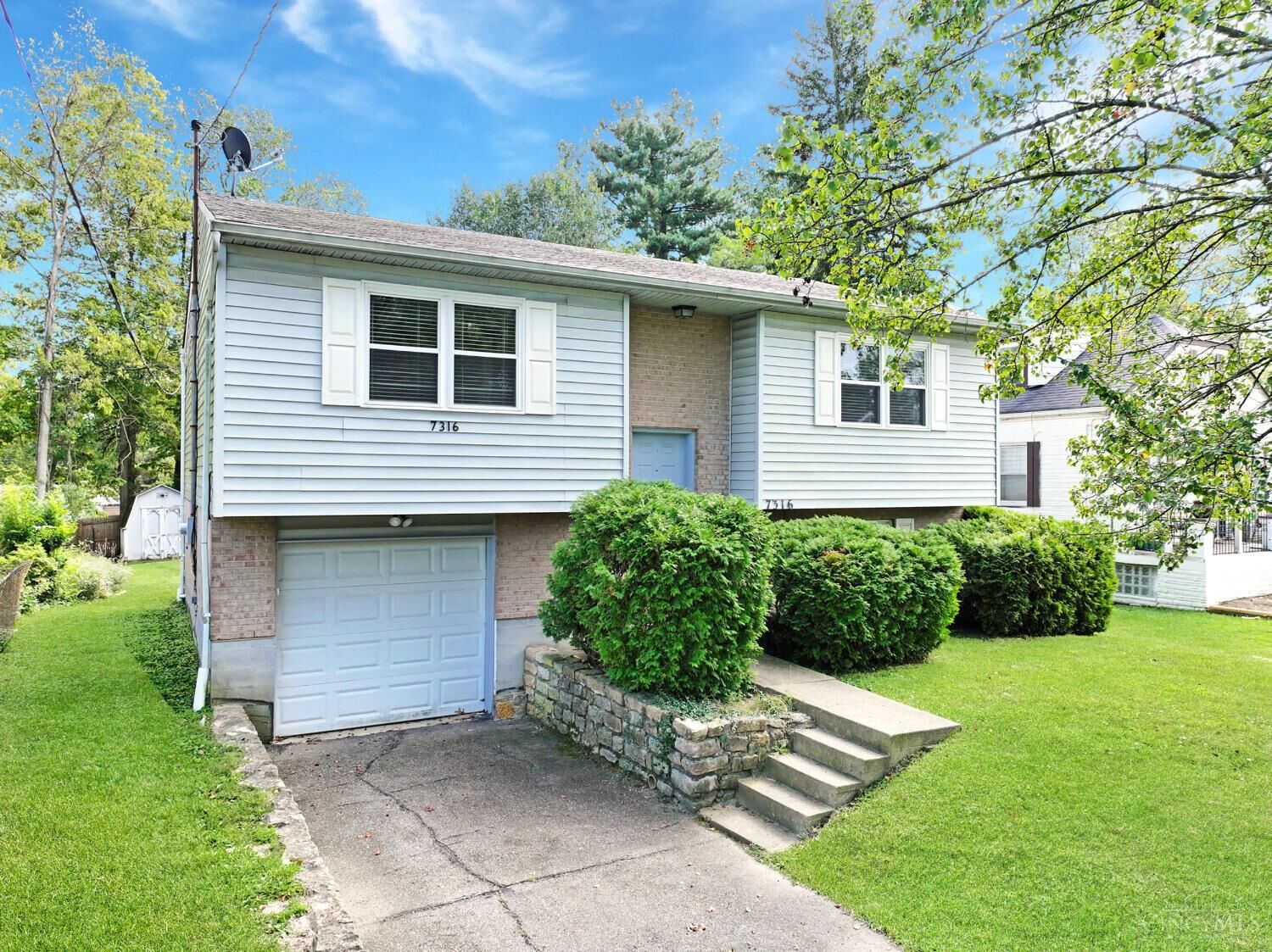 Property Photo:  7316 Osceola Drive  OH 45243 