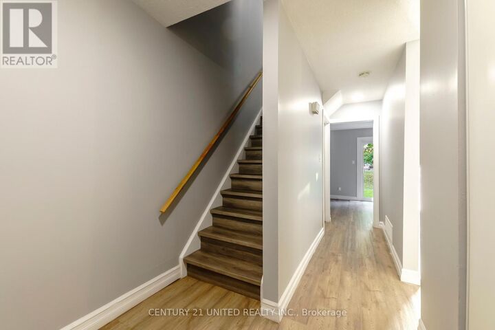 Photo de la propriété: 996 Sydenham Road 61 ON K9J 7V7