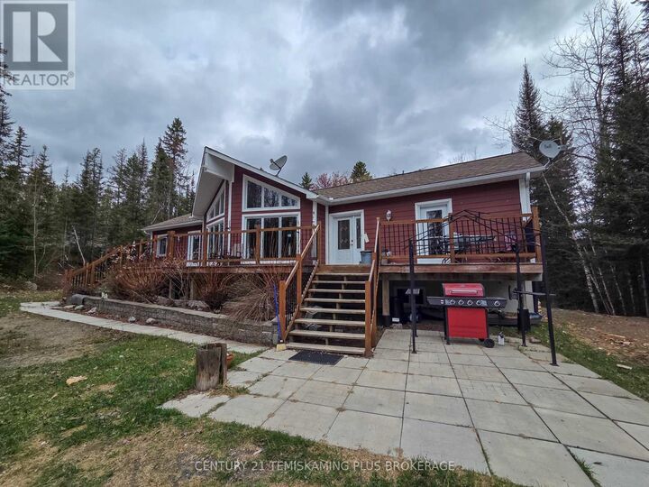 Property Photo: 488011 Chamberlain 6 Road ON P0J 1H0
