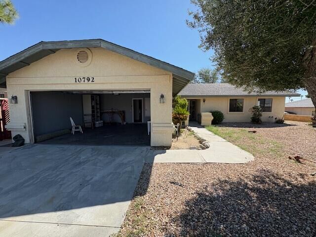 Property Photo:  10792 Santa Cruz Road  CA 92240 