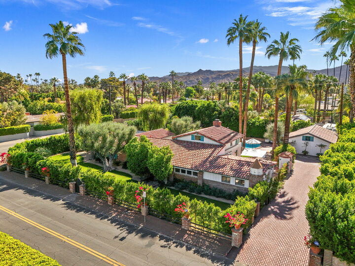 Property Photo: 367 Tamarisk Road CA 92262
