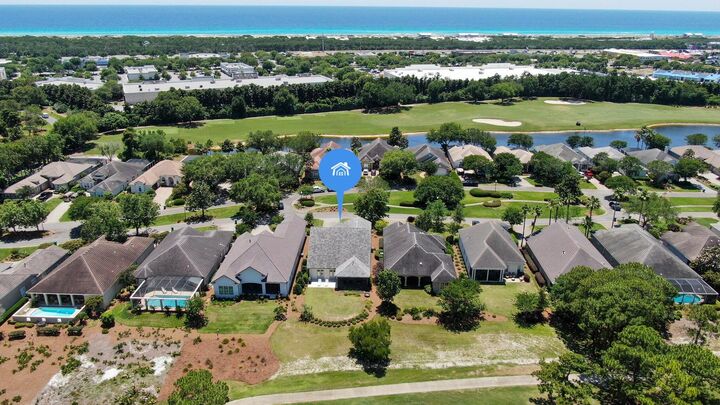 Property Photo: 4333 Carriage Lane FL 32541