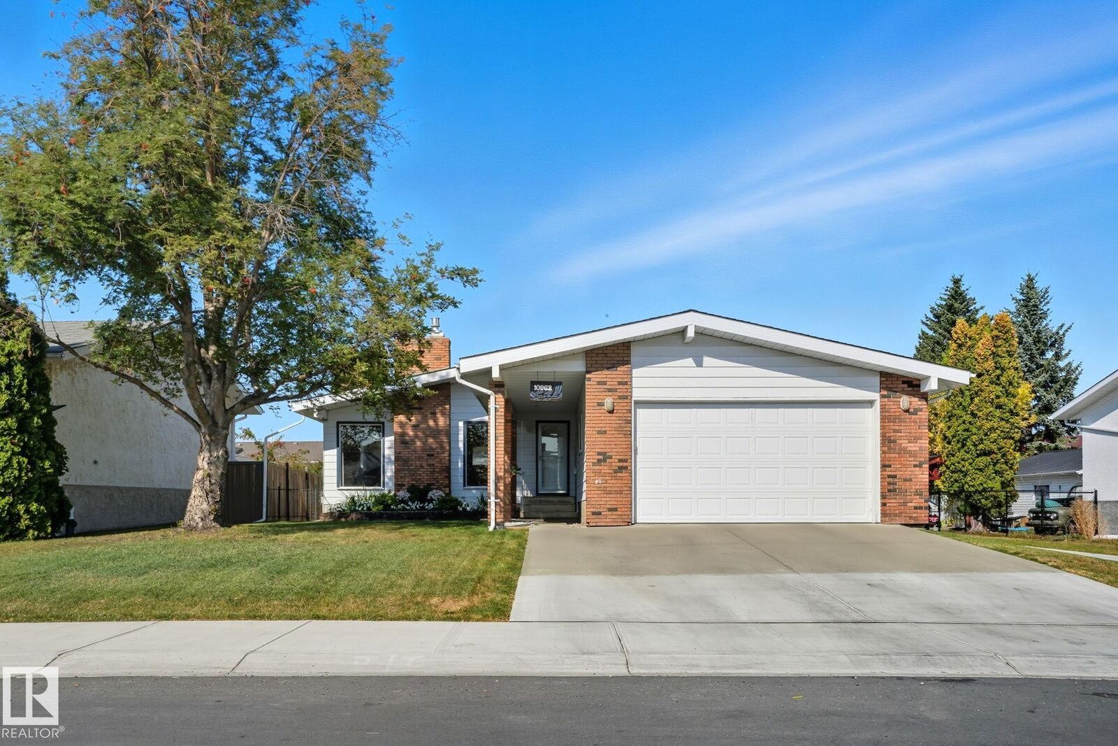 Property Photo: 10962 168A Avenue NW AB T5X 2N3
