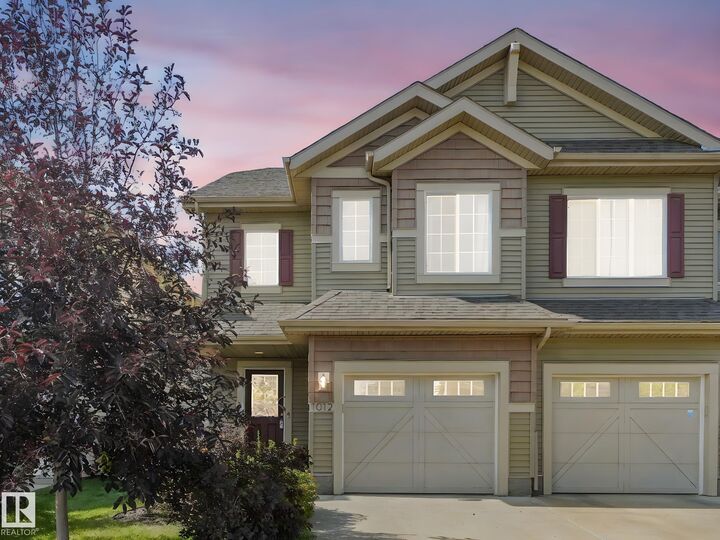 1012 East Bend Bend NW  Edmonton AB T6M 0V4 photo