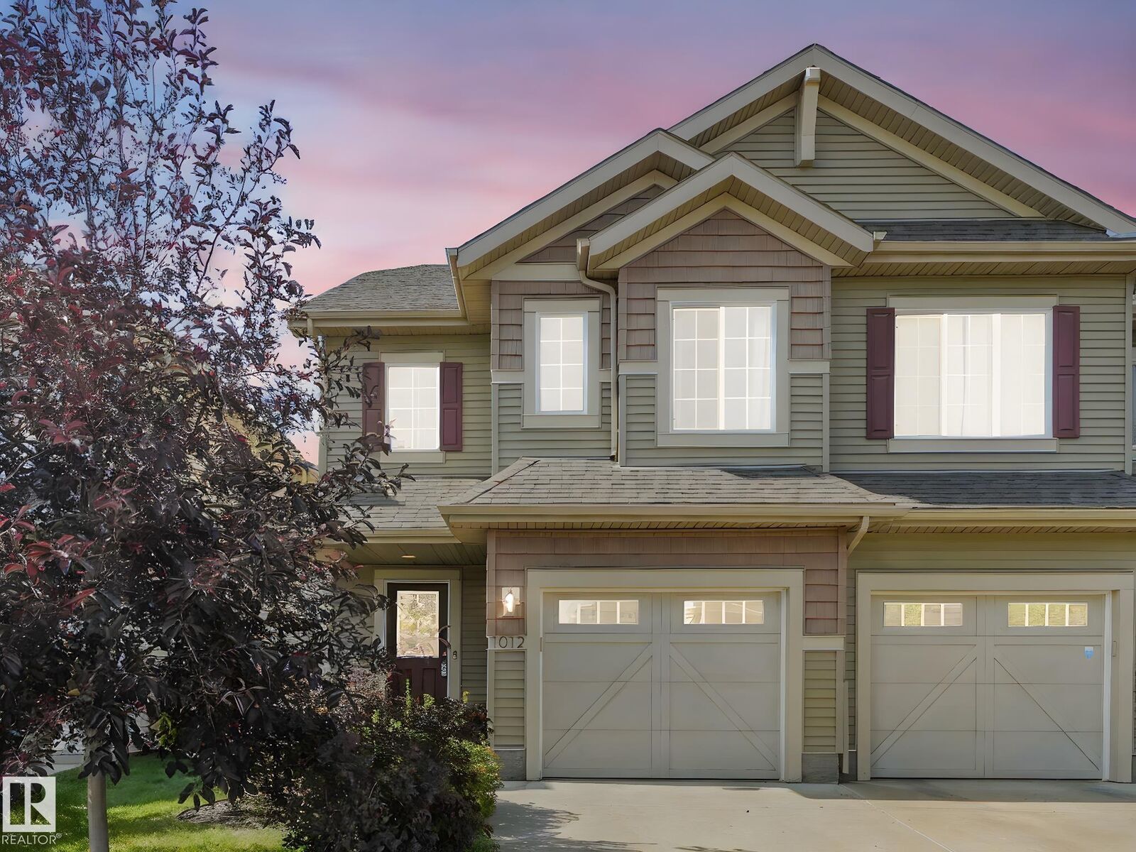 Property Photo: 1012 East Bend Bend NW AB T6M 0V4