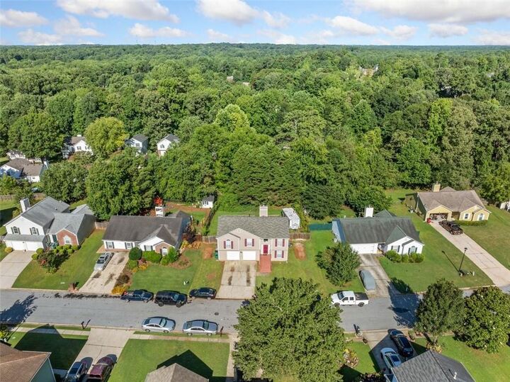 Property Photo:  7106 Oakwood Circle  GA 30273 