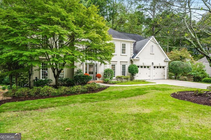 861 Chestnut Lake Drive NE  Marietta GA 30068 photo
