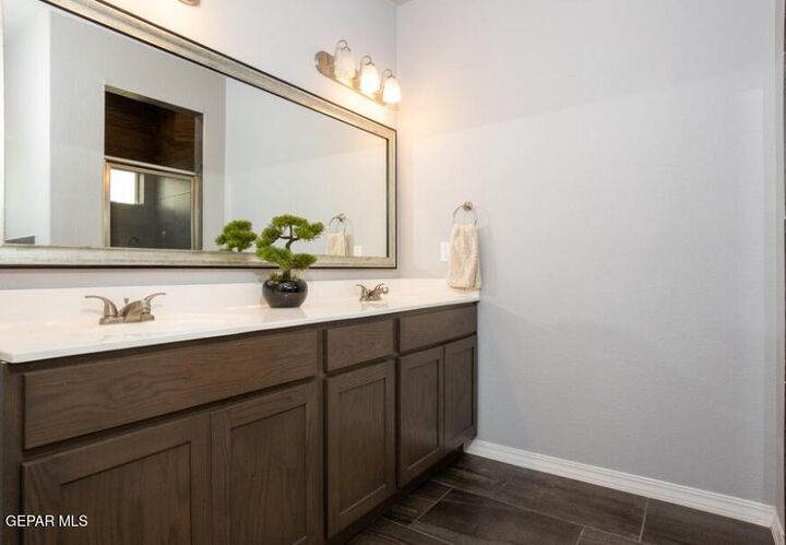 Property Photo:  921 Gulf Streams Avenue  TX 79932 