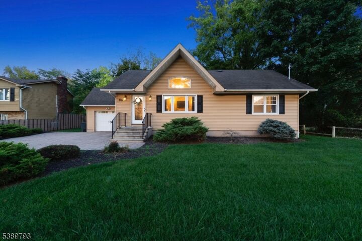 86 Hinchman Ave  Wayne Twp. NJ 07470 photo