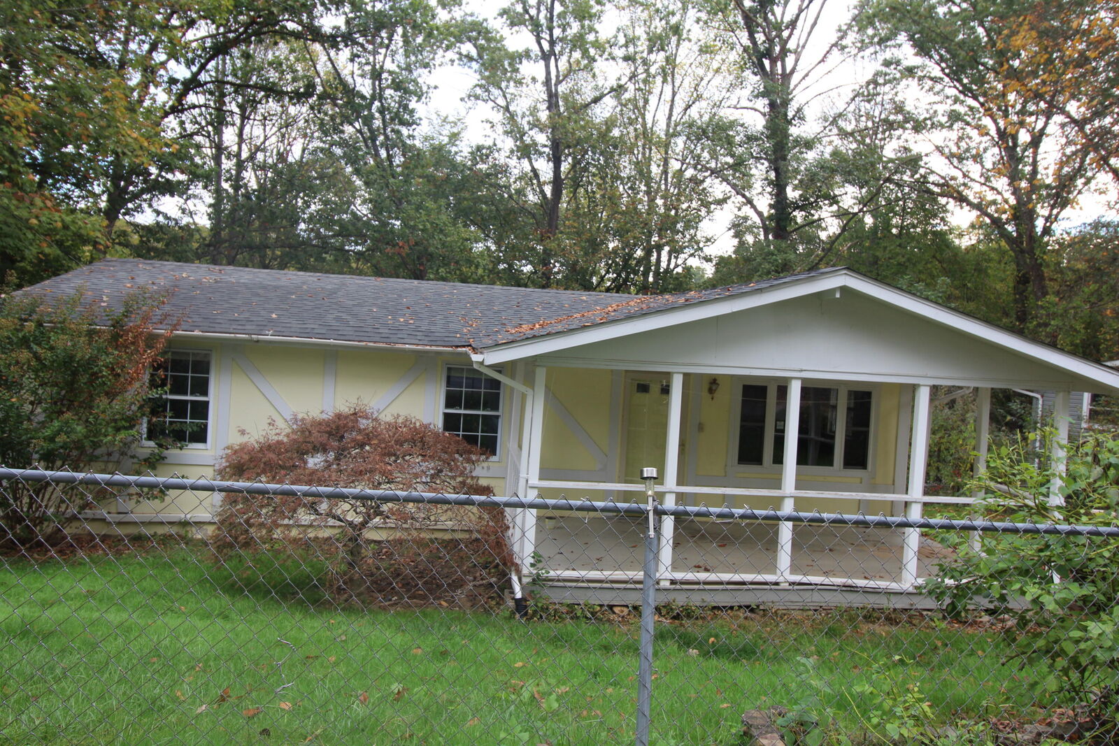 Property Photo: 49 Edgewood Hills Rd WV 25901