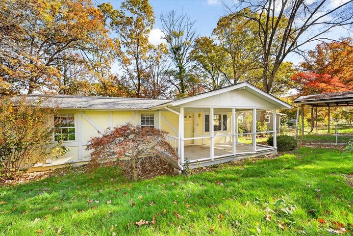 49 Edgewood Hills Rd  Oak Hill WV 25901 photo