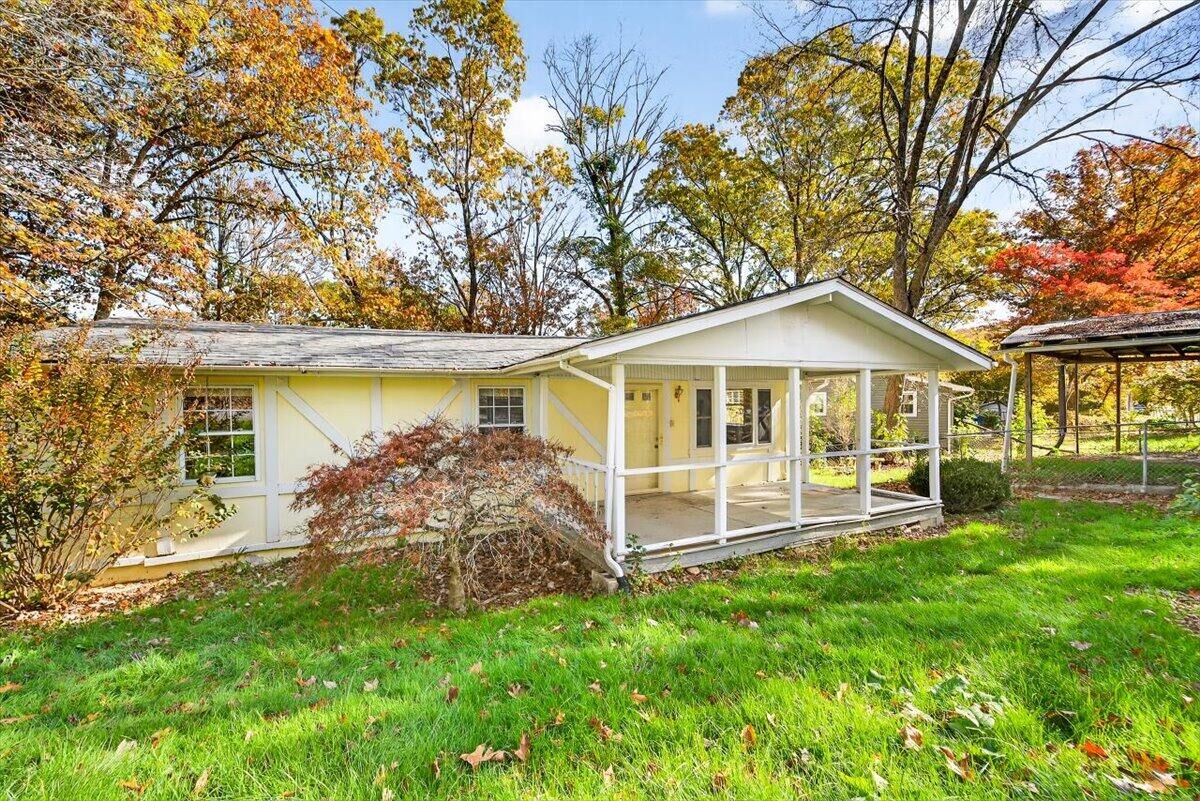 Property Photo:  49 Edgewood Hills Rd  WV 25901 