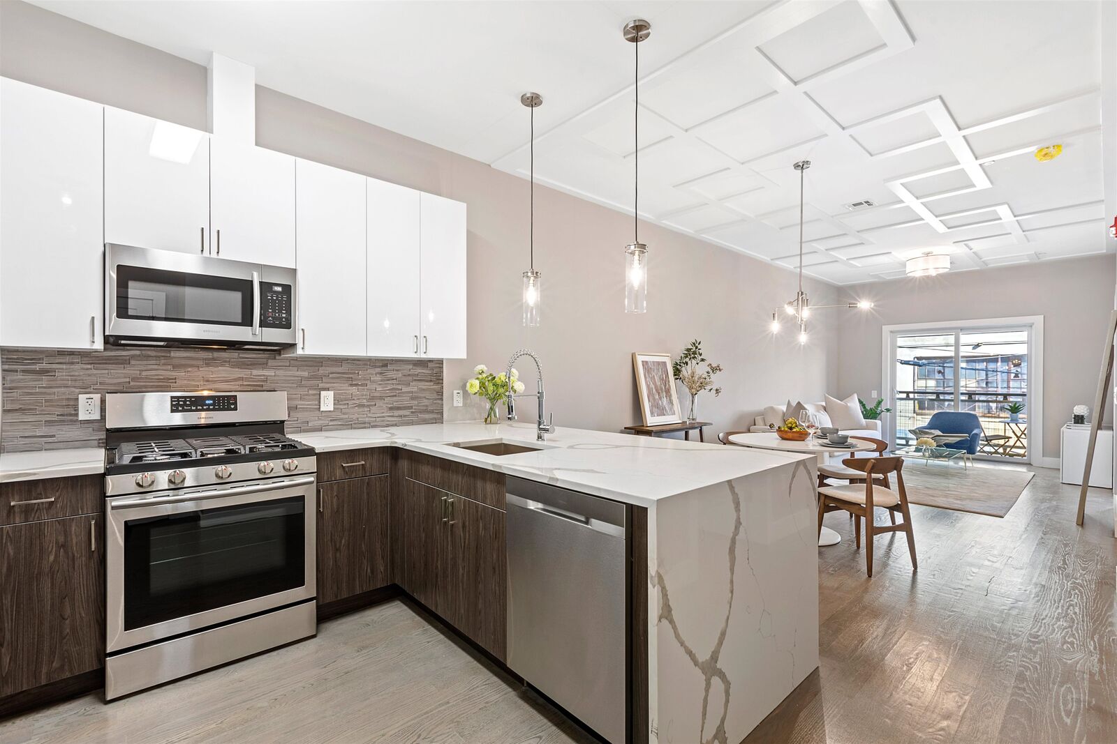 Property Photo: 313 Pine St 502 NJ 07304