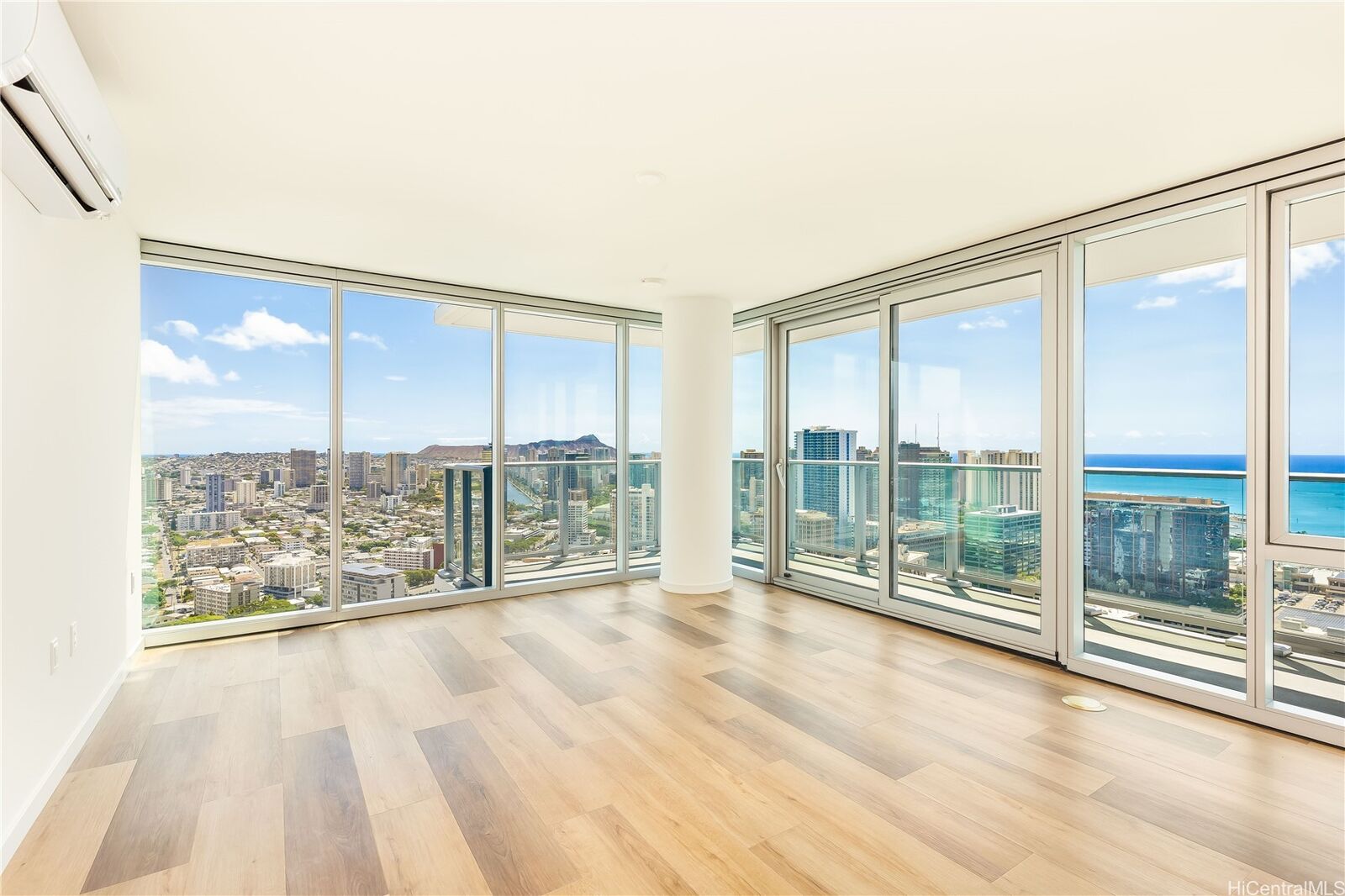 Property Photo: 1500 Rycroft Street 3919R HI 96814