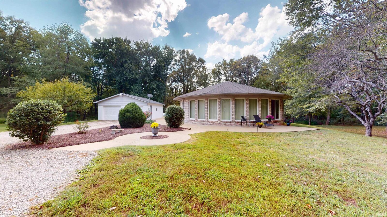 Property Photo:  5155 Oak Tree Drive  IN 47601 