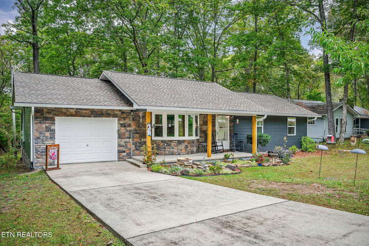 Property Photo: 155 Lakeshire Drive TN 38558