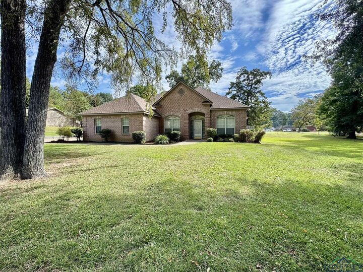 1902 N Fourth St  Longview TX 75601 photo