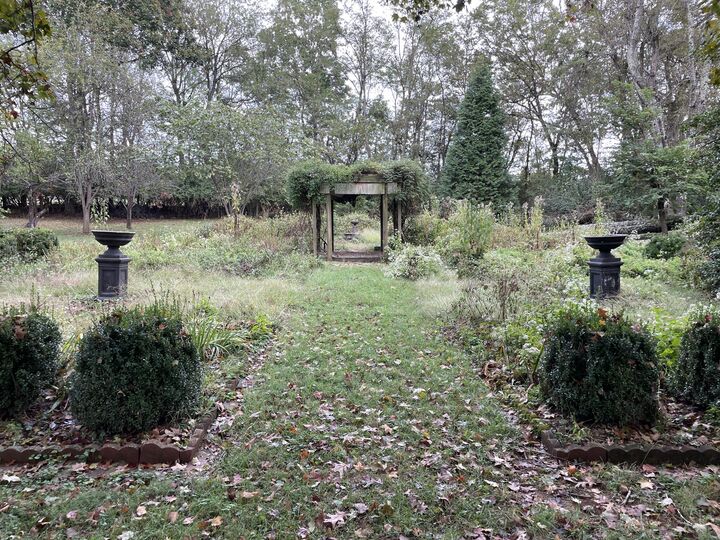 Property Photo: 806 Ninevah Road KY 40601