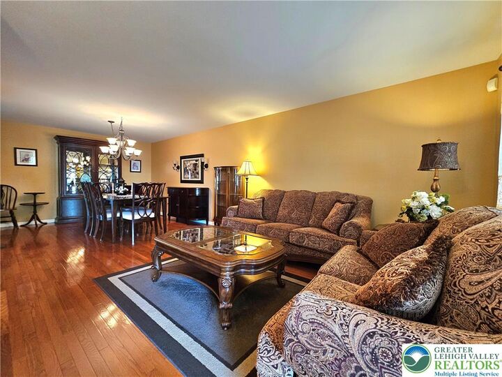 Property Photo:  257 Park Ridge Drive  PA 18040 