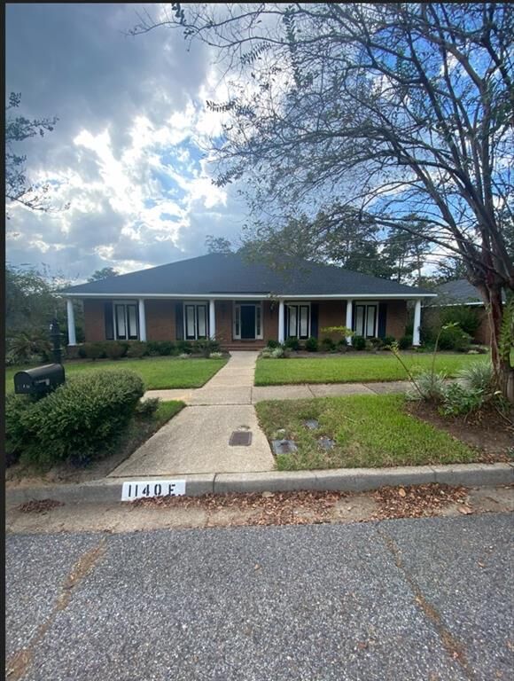 Property Photo: 1140 Newbury Lane E AL 36695