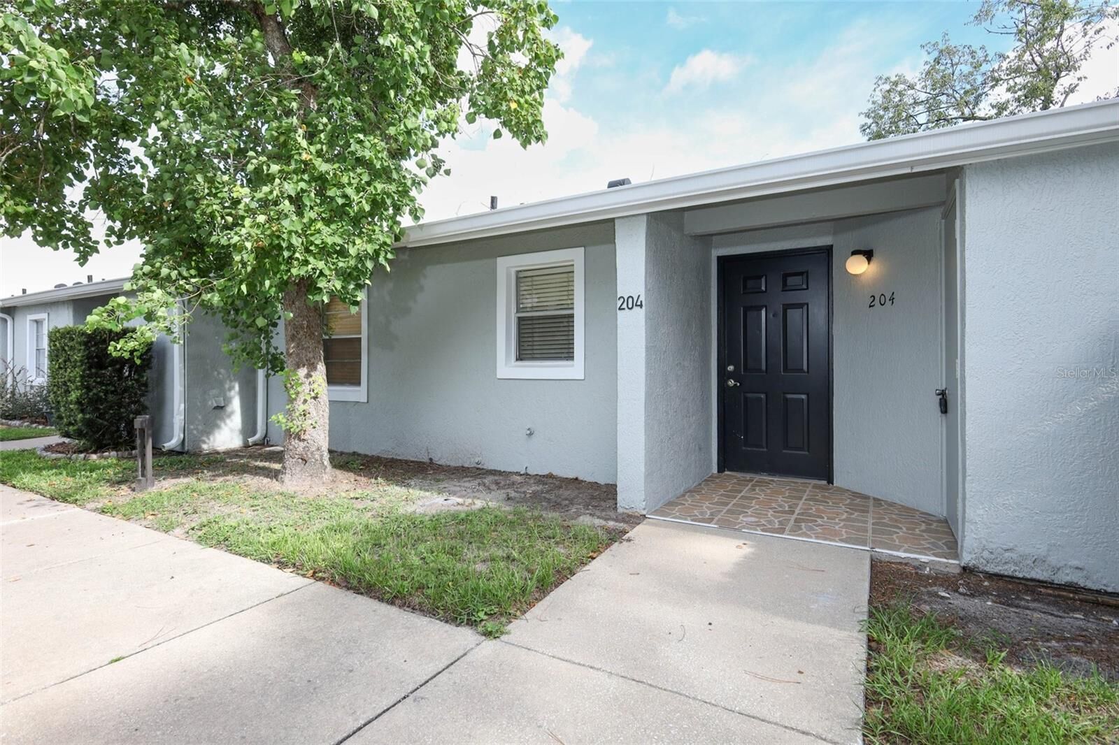 Property Photo: 204 Dorchester Square 204 FL 32746