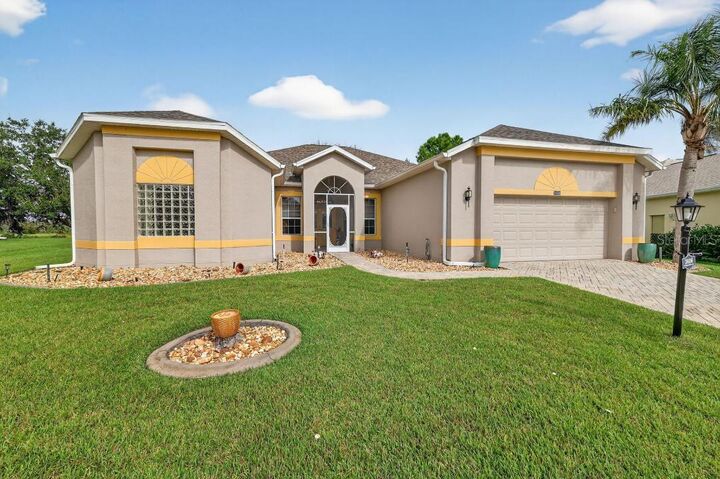 Property Photo: 3606 Mulberry Grove Loop FL 34748