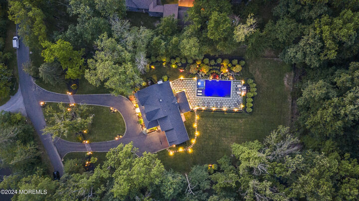 Property Photo:  82 Sunnybank Drive  NJ 07702 