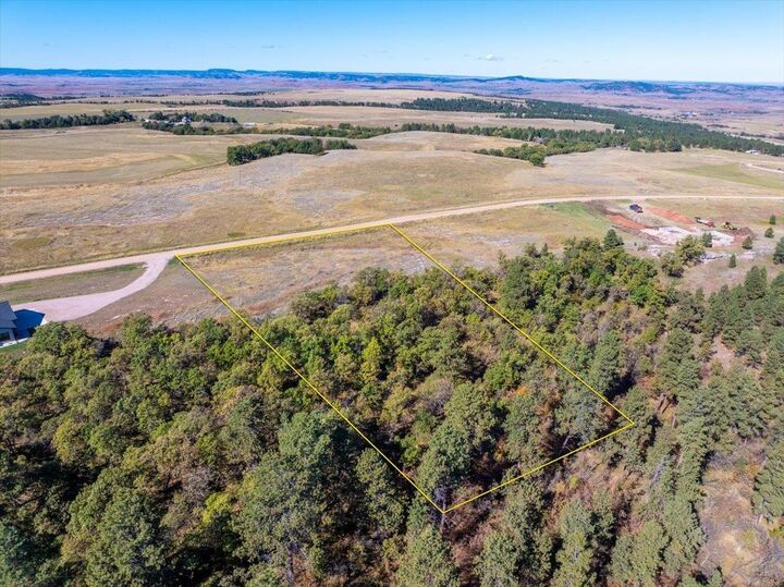 Property Photo: 22990 Cedar Berry Avenue SD 57783