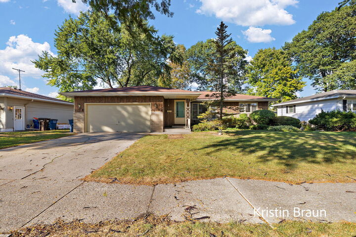 Property Photo:  1448 Marlboro Road  MI 49441 