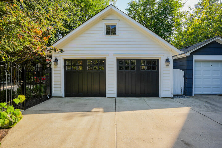 Property Photo:  48 N Park Road  IL 60525