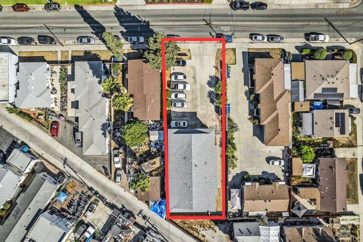 Property Photo: 538 S Johnson Avenue CA 92020