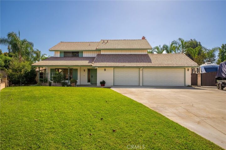 2330 Peppertree Lane  Riverside CA 92506 photo