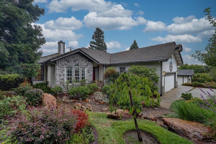 699 Montridge Way  El Dorado Hills CA 95762 photo