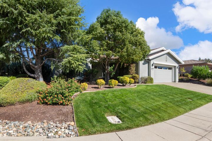 Property Photo:  3113 Black Hawk Lane  CA 95648 