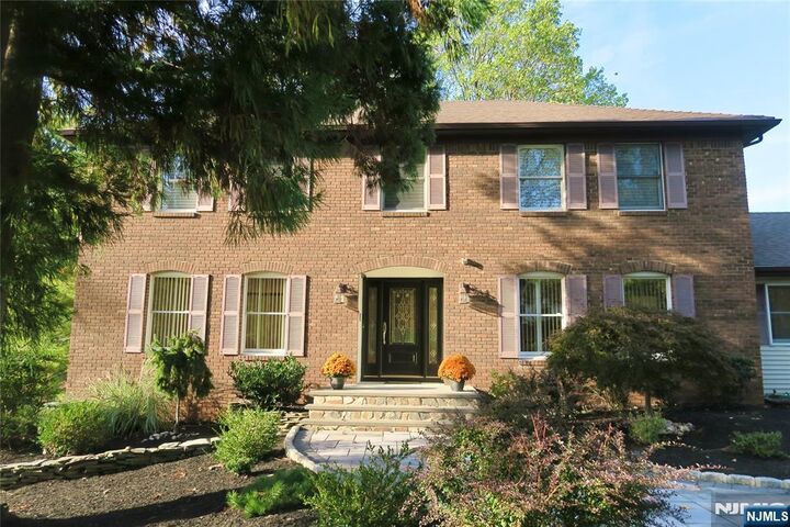 Property Photo:  24 Geiger Lane  NJ 07059 