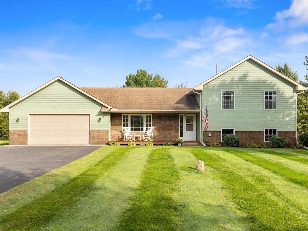 Property Photo:  24857 Kettle River Boulevard  MN 55025 