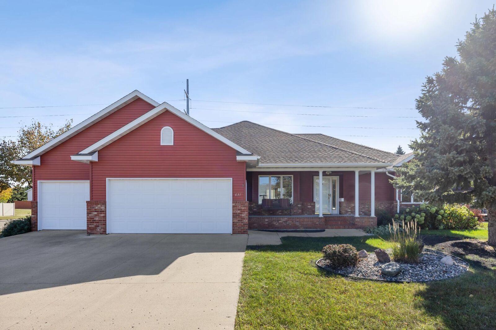 Property Photo:  631 15th Avenue E  ND 58078 