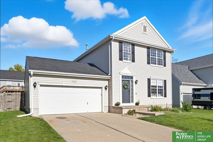 Property Photo: 7911 N 154 Avenue NE 68007-9999