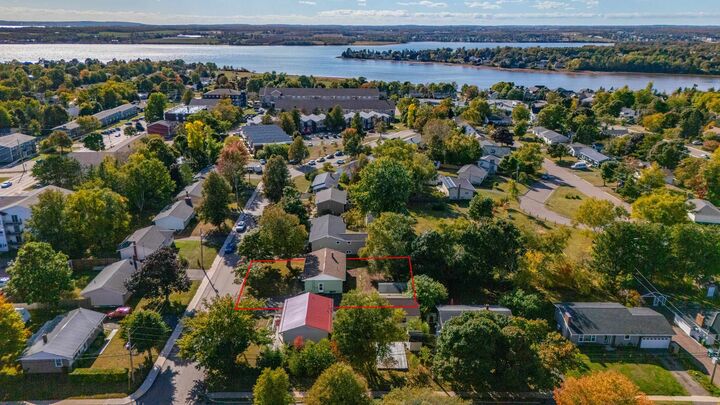 Photo de la propriété:  7 Hunt Avenue  PE C1A 2Z6 