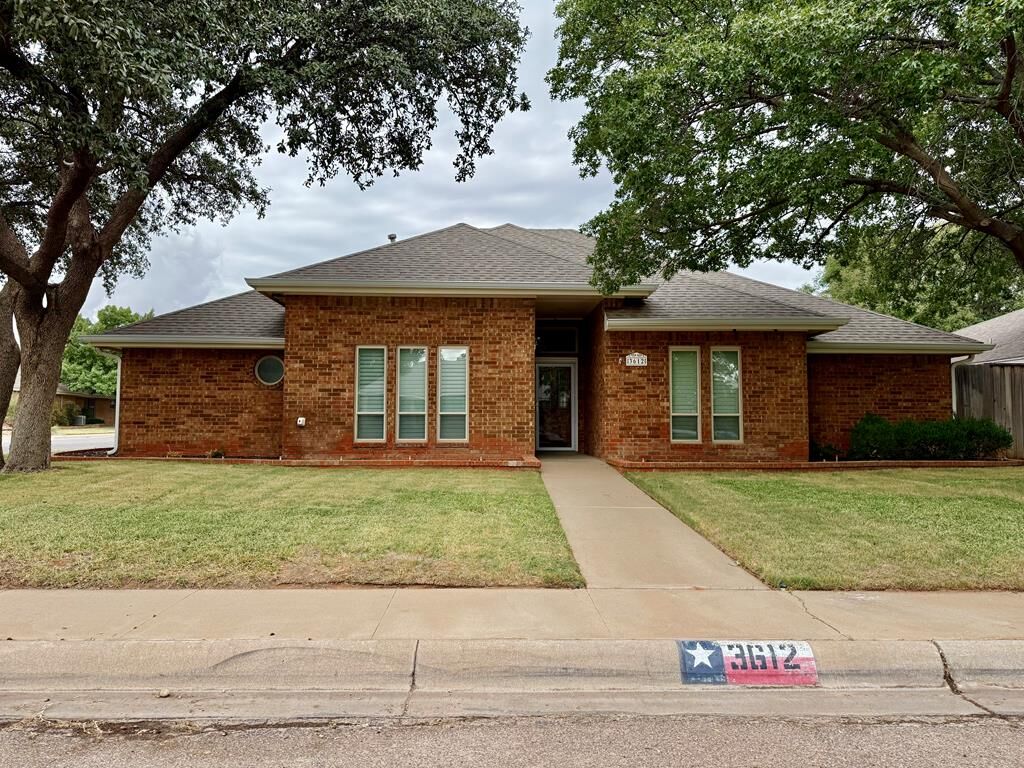 Property Photo: 3612 Oak Ridge Drive TX 79707