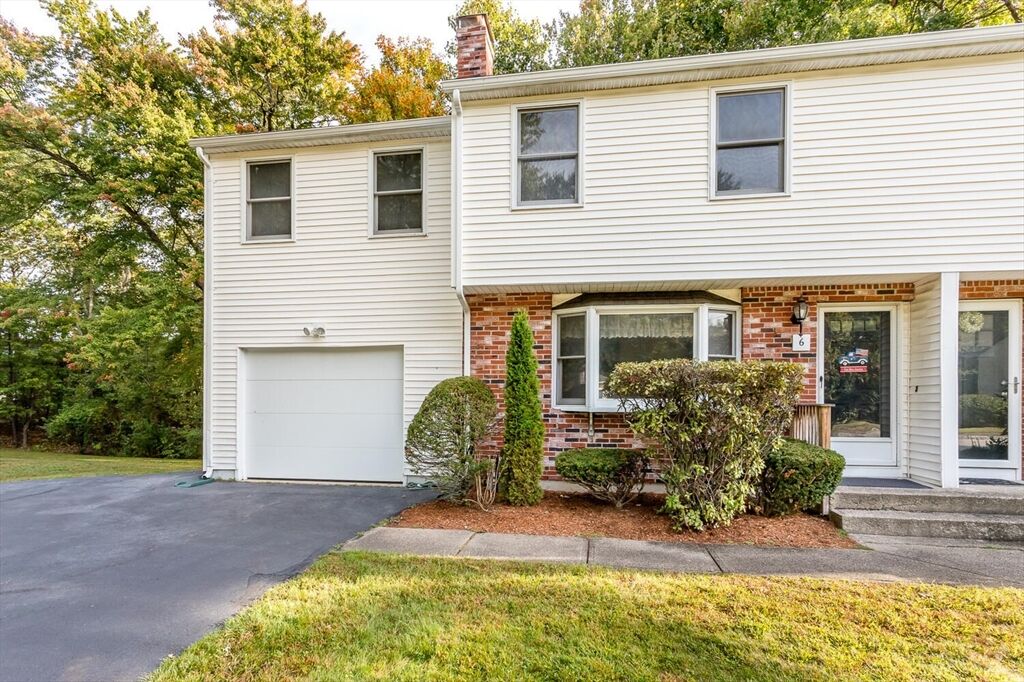 Property Photo:  6 Buena Vista Dr 6  MA 02038 