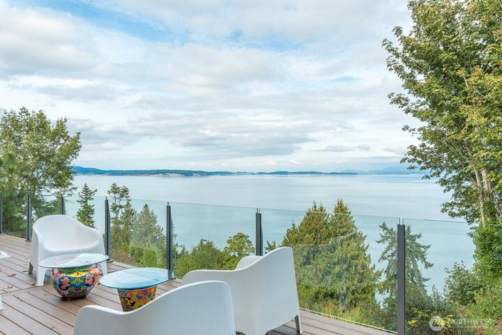Property Photo:  1857  Cascade View Drive  WA 98282 