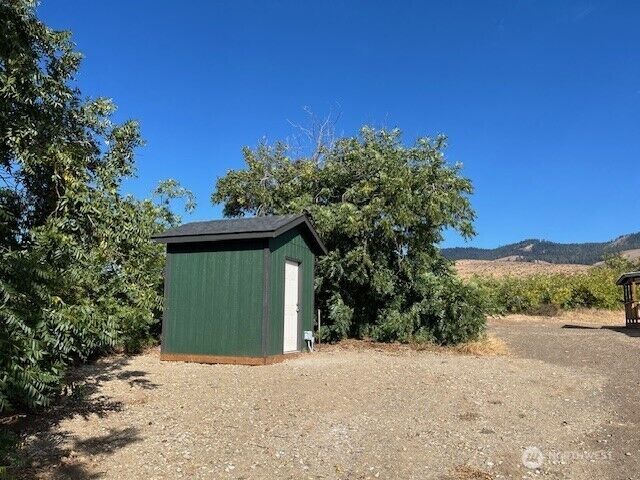 Property Photo:  431  Upper Green Canyon  WA 98926 