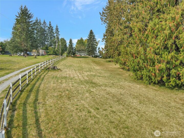 Property Photo:  8624 E Sunnyside School Road  WA 98270 