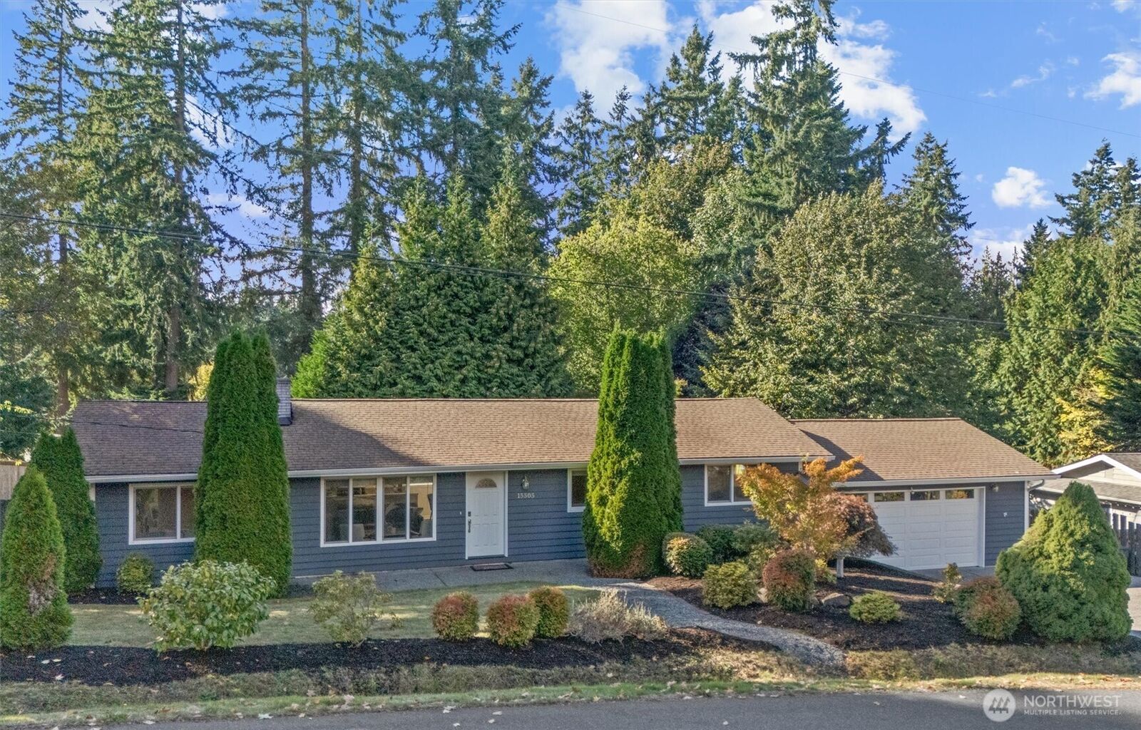 Property Photo: 15505 81st Avenue NE WA 98028