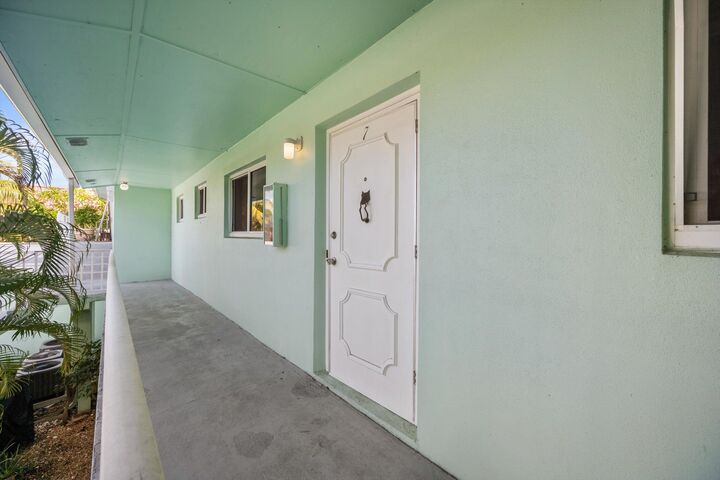Property Photo: 421 S Lakeside Drive 7 FL 33460